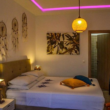 Golden Mile Studio-Apartment イプソス エクステリア 写真