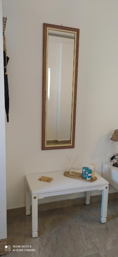 Golden Mile Studio-Apartment イプソス エクステリア 写真